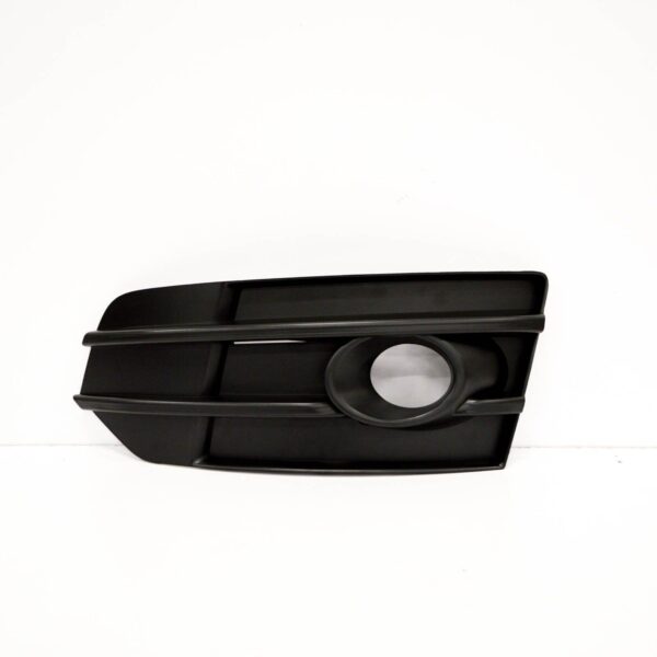 8R0807681G01C - NEW AUDI Q5 8R FRONT RIGHT FOG LIGHT GRILLE 8R0807681G01C