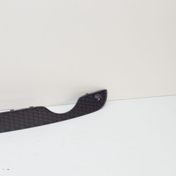 8R0807823G - NEW AUDI Q5 8R REAR BUMPER CENTER LOWER GRILLE 8R0807823G 2014