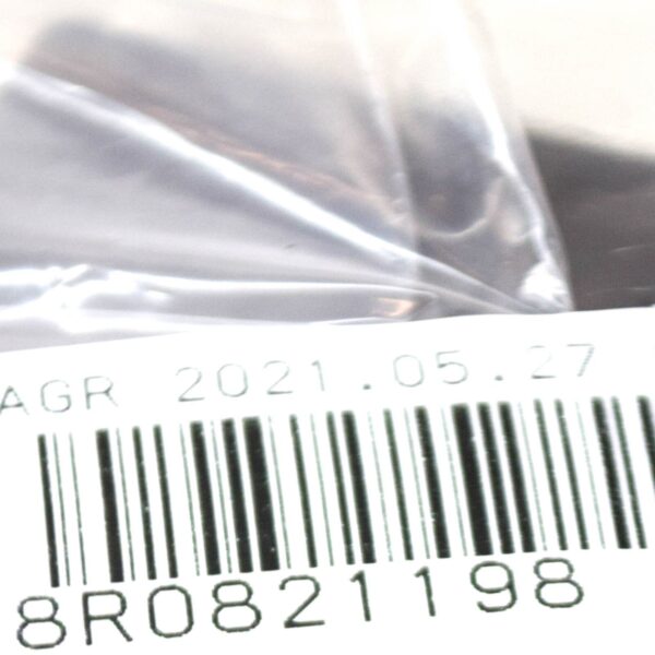 8R0821198 - NEW AUDI Q5 8R RIGHT FENDER SEAL STRIP 8R0821198 ORIGINAL
