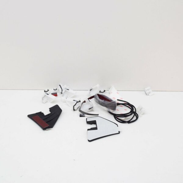 8S0898909A - NEW AUDI TT MK3 SIDE MEMBER ADHESIVE TAPE WITH FIXING PARTS 8S0898909A