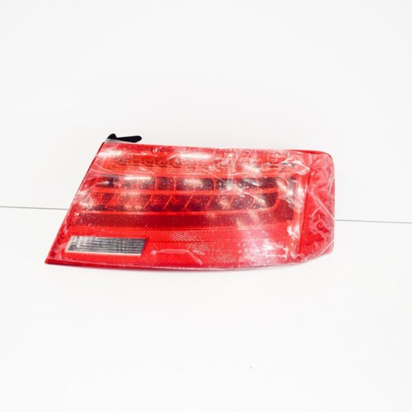 8T0945096H - NEW AUDI A5 8F7 REAR RIGHT TAIL LIGHT LED 8T0945096H ORIGINAL