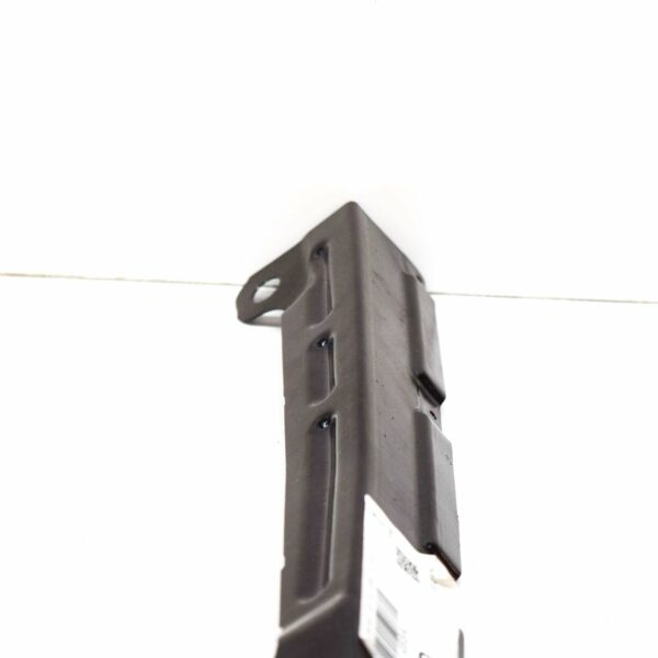 8U0821468A - NEW AUDI Q3 8U FRONT RIGHT FENDER WING HOLDER 8U0821468A
