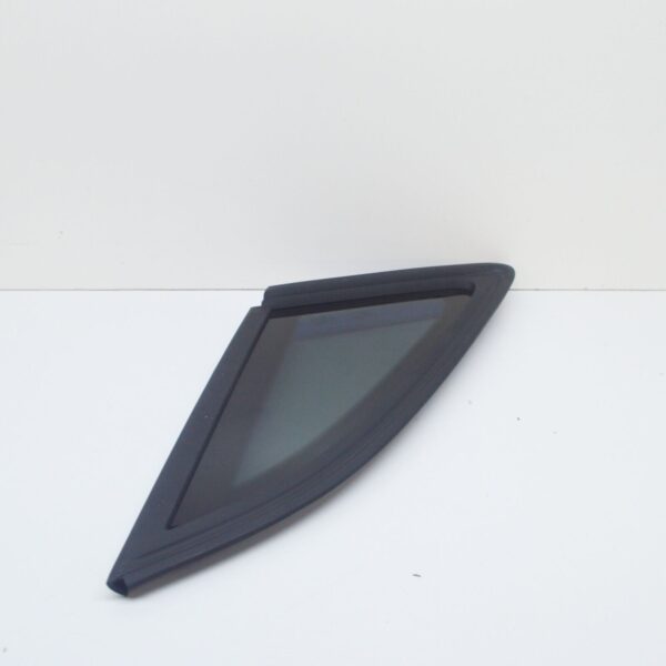 8U0845300BNVB - NEW AUDI Q3 8U REAR RIGHT DOOR SIDE WINDOW QUARTER GLASS 8U0845300BNVB ORIGINAL