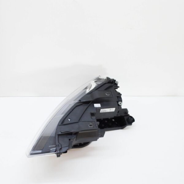 8U0941004M - NEW AUDI Q3 8U FRONT RIGHT HEADLIGHT LHD 8U0941004M ORIGINAL