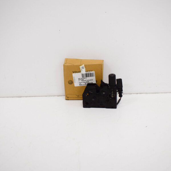 8V0823509A - NEW AUDI A3 8V REAR TAILGATE LID LOCK 8V0823509A 2015