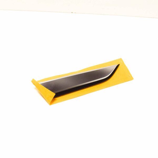 8W6853604CPUZ - NEW AUDI A5 S5 8W6 FRONT RIGHT SIDE DOOR EMBLEM 8W6853604CPUZ