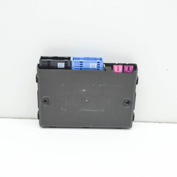 8W8907468F - NEW AUDI A4 AVANT B9 GATEWAY CONTROL UNIT 8W8907468F ORIGINAL