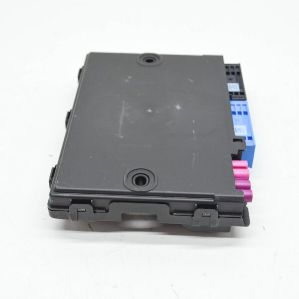 8W8907468F - NEW AUDI A4 AVANT B9 GATEWAY CONTROL UNIT 8W8907468F ORIGINAL