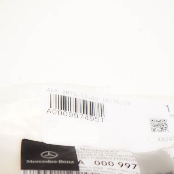 A0009974951 - NEW MB SPRINTER 906 REAR END DOOR RUBBER PROTECTIVE HOSE A0009974951 ORIGINAL