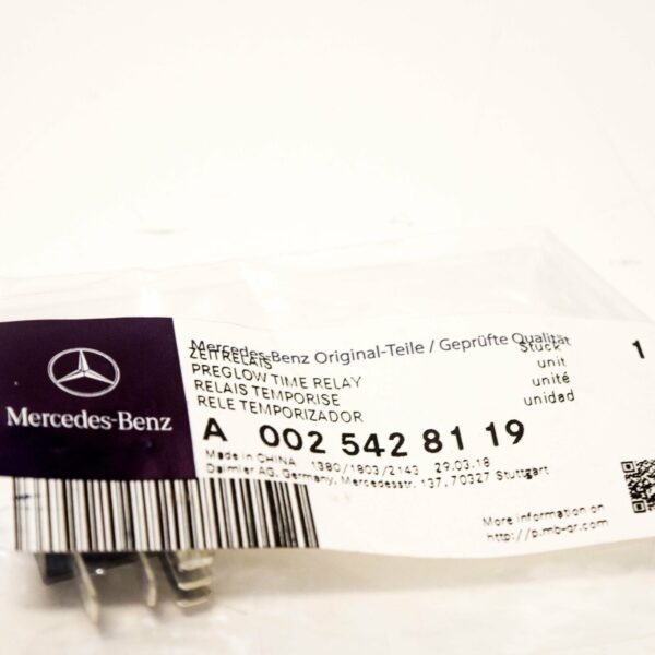 A0025428119 - NEW MB M W164 GLOW PLUG RELAY A0025428119 2008 ORIGINAL