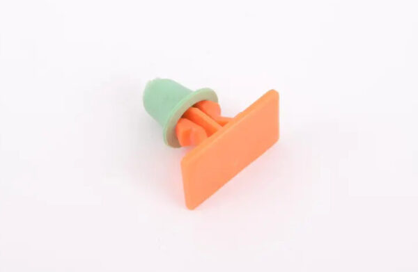 A0029884181 - NEW MB ML W163 FRONT DOOR PROTECTIVE STRIP SNAP FASTENER A0029884181 ORIGINAL