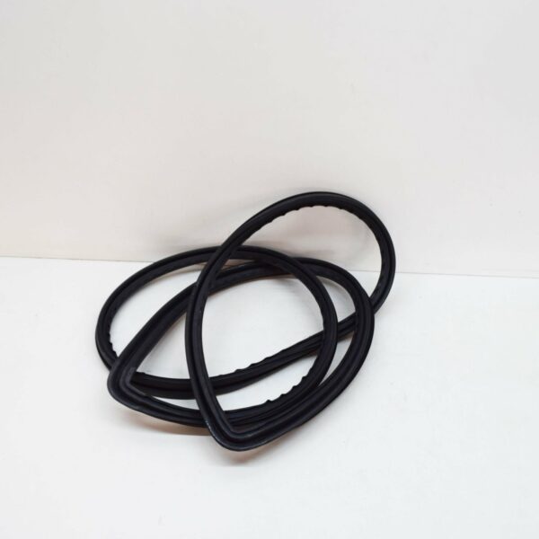 A1266700239 - NEW MERCEDES BENZ S W126 REAR WINDOW GLASS WEATHERSTRIP SEAL A1266700239