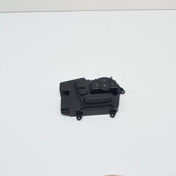 A1718209910 - NEW MERCEDES BENZ SLK R171 RIGHT SEAT SWITCH BUTTONS A1718209910