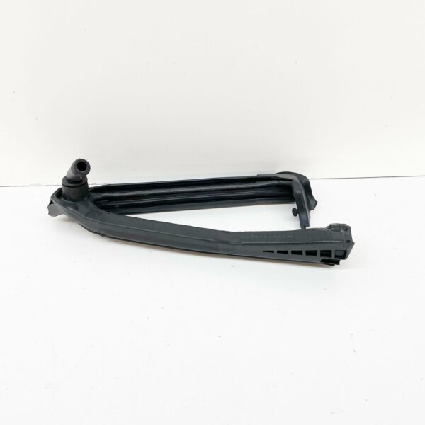 A1727900498 - NEW MERCEDES-BENZ SLK R172 RIGHT RETRACTABLE ROOF SEALING A1727900498