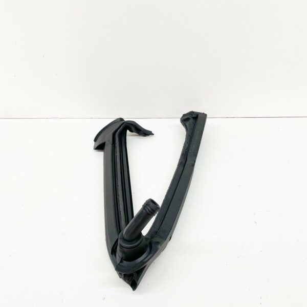 A1727900498 - NEW MERCEDES-BENZ SLK R172 RIGHT RETRACTABLE ROOF SEALING A1727900498