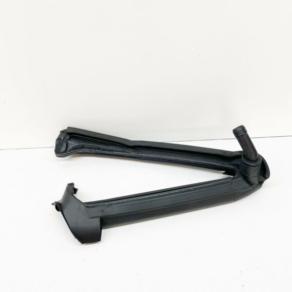 A1727900498 - NEW MERCEDES-BENZ SLK R172 RIGHT RETRACTABLE ROOF SEALING A1727900498