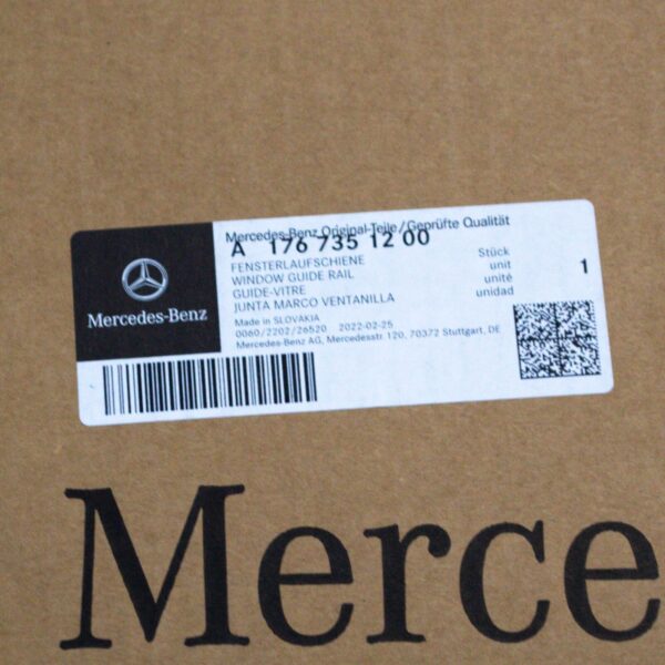 A1767351200 - NEW MERCEDES-BENZ A W176 REAR RIGHT DOOR WINDOW GUIDE RAIL A1767351200