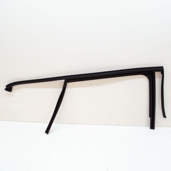 A1767351200 - NEW MERCEDES-BENZ A W176 REAR RIGHT DOOR WINDOW GUIDE RAIL A1767351200