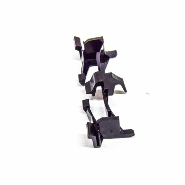 A2049910398 - NEW MERCEDES-BENZ C C204 FRONT ROOF DRIP MOULDING CLIP A2049910398 ORIGINAL