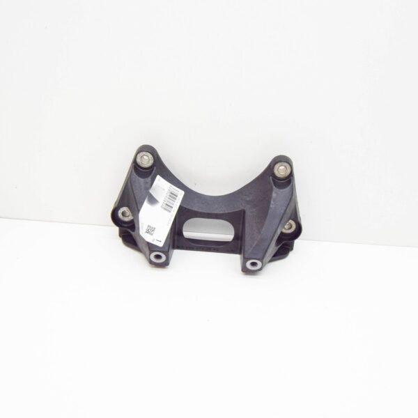 A2052420440 - NEW MERCEDES BENZ C W205 ENGINE MOUNT BRACKET A2052420440 ORIGINAL