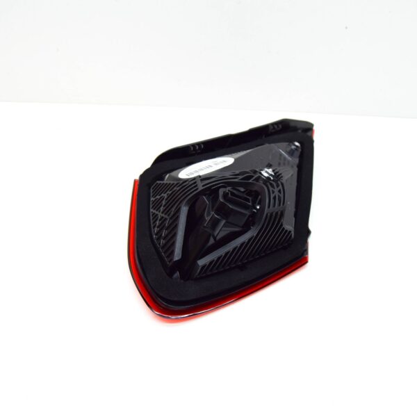 A2059063605 - NEW MERCEDES-BENZ C COUPE C205 REAR RIGHT TAILGATE TAILLIGHT A2059063605