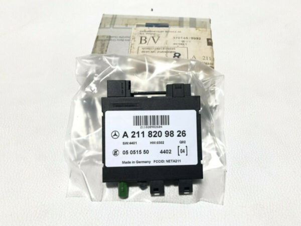 A2118209826 - MERCEDES-BENZ E W211 Trunk Lid Rear Left Control Unit A2118209826 ORIGINAL