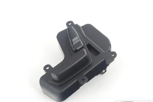 A21187010107C45 - NEW MBE W211 FRONT LEFT SEAT ADJUSTMENT SWITCH A21187010107C45 ORIGINAL