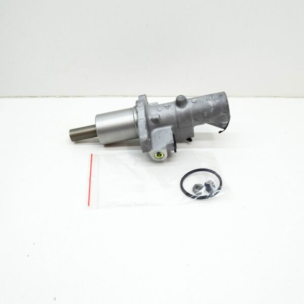 A2124300101 - NEW MERCEDES-BENZ E W212 BRAKE MASTER CYLINDER PARTS KIT RHD A2124300101