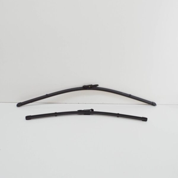 A2518200100 - NEW MERCEDES-BENZ ML W164 WINDSHIELD WIPER BLADE LHD A2518200100 ORIGINAL