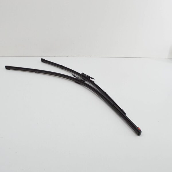 A2518200100 - NEW MERCEDES-BENZ ML W164 WINDSHIELD WIPER BLADE LHD A2518200100 ORIGINAL
