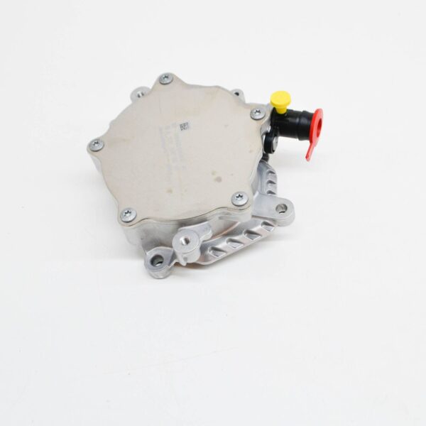 A2701800901 - NEW MERCEDES-BENZ C W205 VACUUM PUMP A2701800901 ORIGINAL
