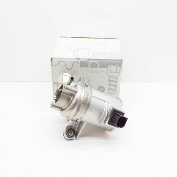 A2742002700 - NEW MERCEDES-BENZ C W205 COOLANT PUMP A2742002700 ORIGINAL