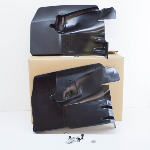 A9068809700 - NEW MERCEDES-BENZ SPRINTER 906 REAR MUDGUARD FLAP SET A9068809700 ORIGINAL