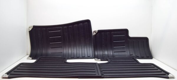 EAH000271PMA - LAND ROVER RANGE ROVER L322 Floor Mat Set LHD VPLMS0681 ORIGINAL