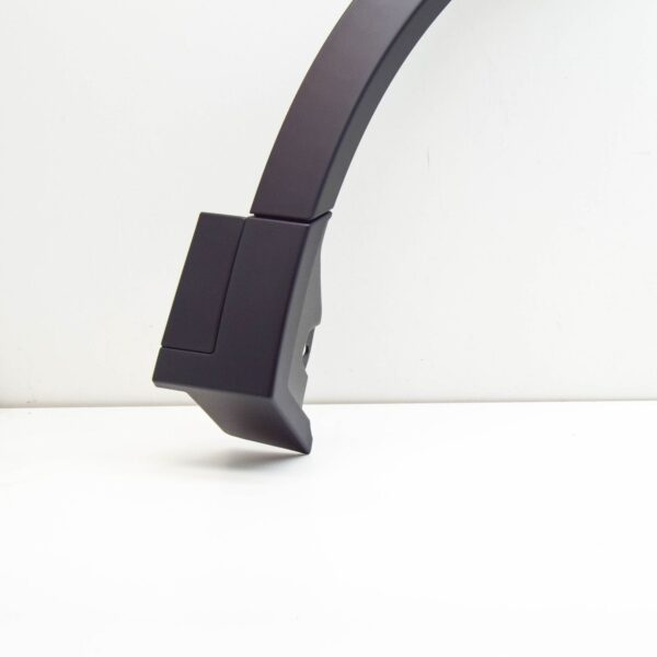 J9C19932 - JAGUAR E-PACE X540 Front Right Wheel Arch Molding J9C19932 ORIGINAL