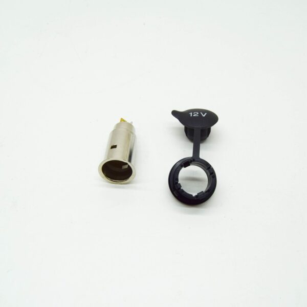 LR007412 - LR RR VELAR L560 12 Volt Accessory Power Outlet Socket LR007412 ORIGINAL