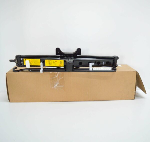 LR029584 - LAND ROVER RANGE ROVER L322 Lifting Jack LR029584 ORIGINAL