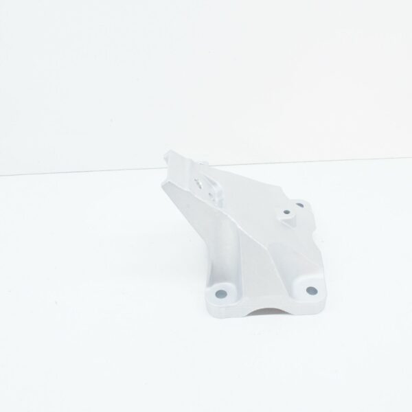 LR090477 - LAND ROVER RANGE ROVER VELAR L560 Left Side Engine Bracket LR090477 ORIGINAL