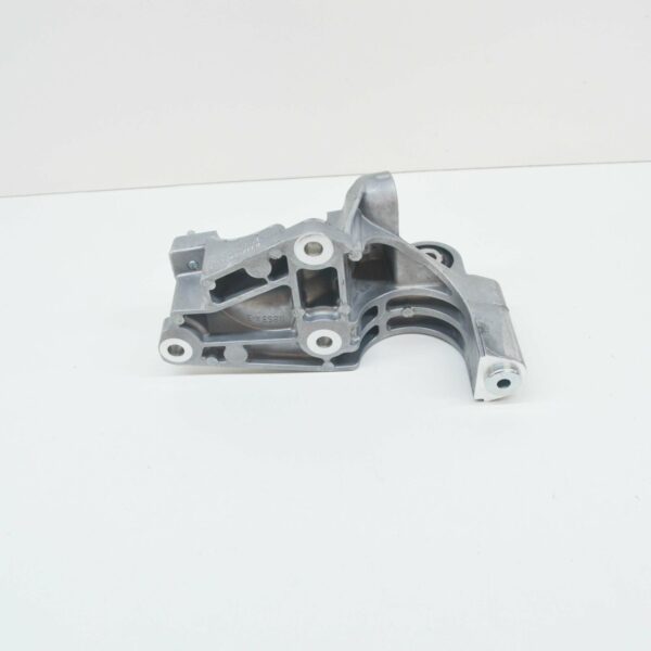 LR105649 - LAND ROVER RANGE ROVER EVOQUE L538 Driveshaft Bracket LR105649 ORIGINAL