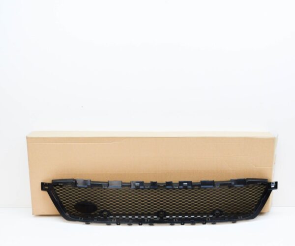 LR157793 - LAND ROVER RANGE ROVER VELAR L560 Front Bumper Lower Grille LR157793 ORIGINAL