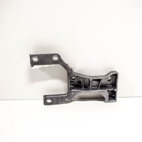 T4A4082 - Jaguar F-Pace X761 Right Lower Radiator Bracket T4A41266 ORIGINAL