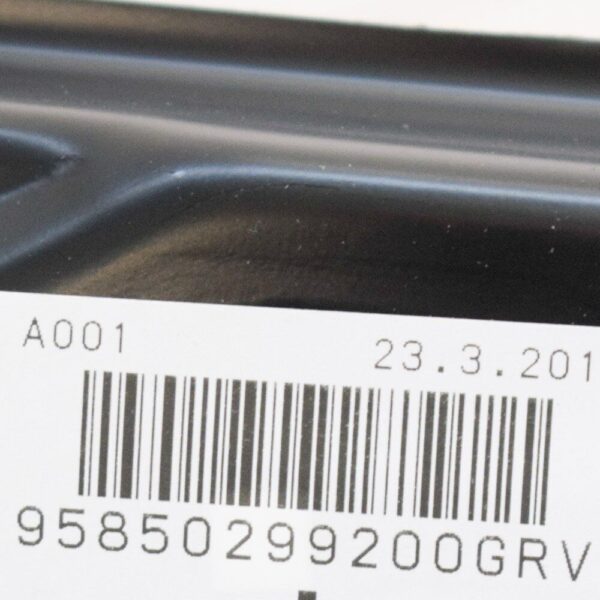 95850299200GRV - Porsche Cayenne 92A fender rail mount front right 95850299200GRV 2012