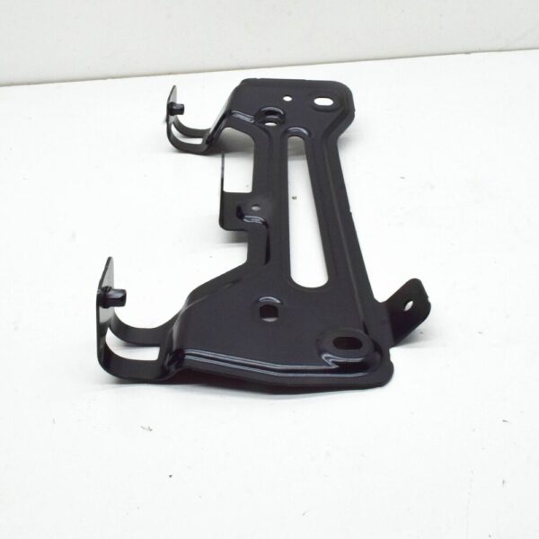 95882143100GRV - Porsche Cayenne 9y0 fender holder front left 95882143100GRV NEW original
