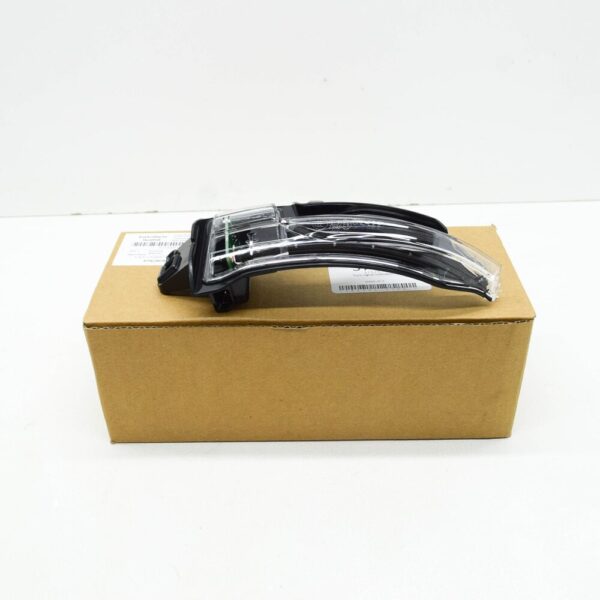 971949101D - Porsche Panamera 971 mirror indicator light front left 971949101D NEW ORIGINAL
