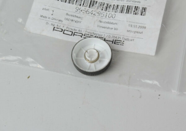 99664295100 - Porsche Boxster 986 Radio Navi Left Button 99664295100 NEW Original