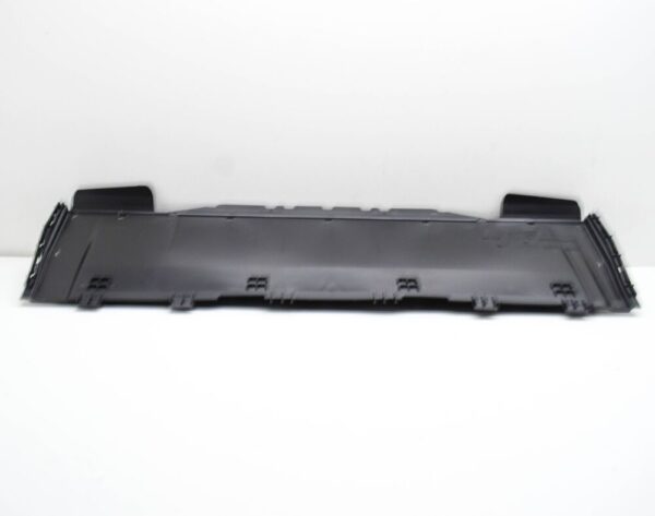9Y0121673B - Porsche Cayenne 9y0 Top Center Rear Air Route 9Y0121673B NEW ORIGINAL