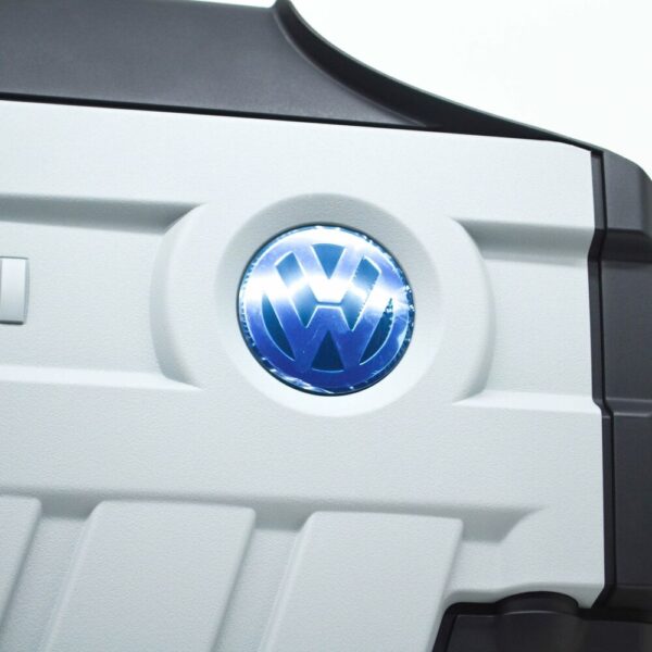03L103925AM - NEW VW BEETLE A5 ENGINE INTAKE MANIFOLD COVER 'VW' 'TDI' 03L103925AM ORIGINAL