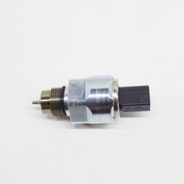 03L130764C - NEW VOLKSWAGEN PASSAT B7 FUEL RAIL PRESSURE SENSOR 03L130764C 1.6TDI ORIGINAL