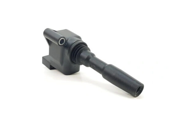 05E905110A - NEW VW PASSAT B8 IGNITION COIL WITH SPARK PLUG CONNECTOR 05E905110A ORIGINAL