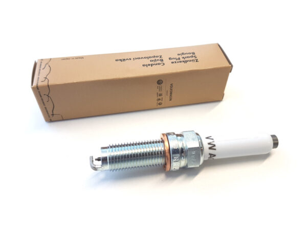 05E905602B - Volkswagen T-ROC Spark Plug 'Longlife' 05E905602B NEW GENUINE